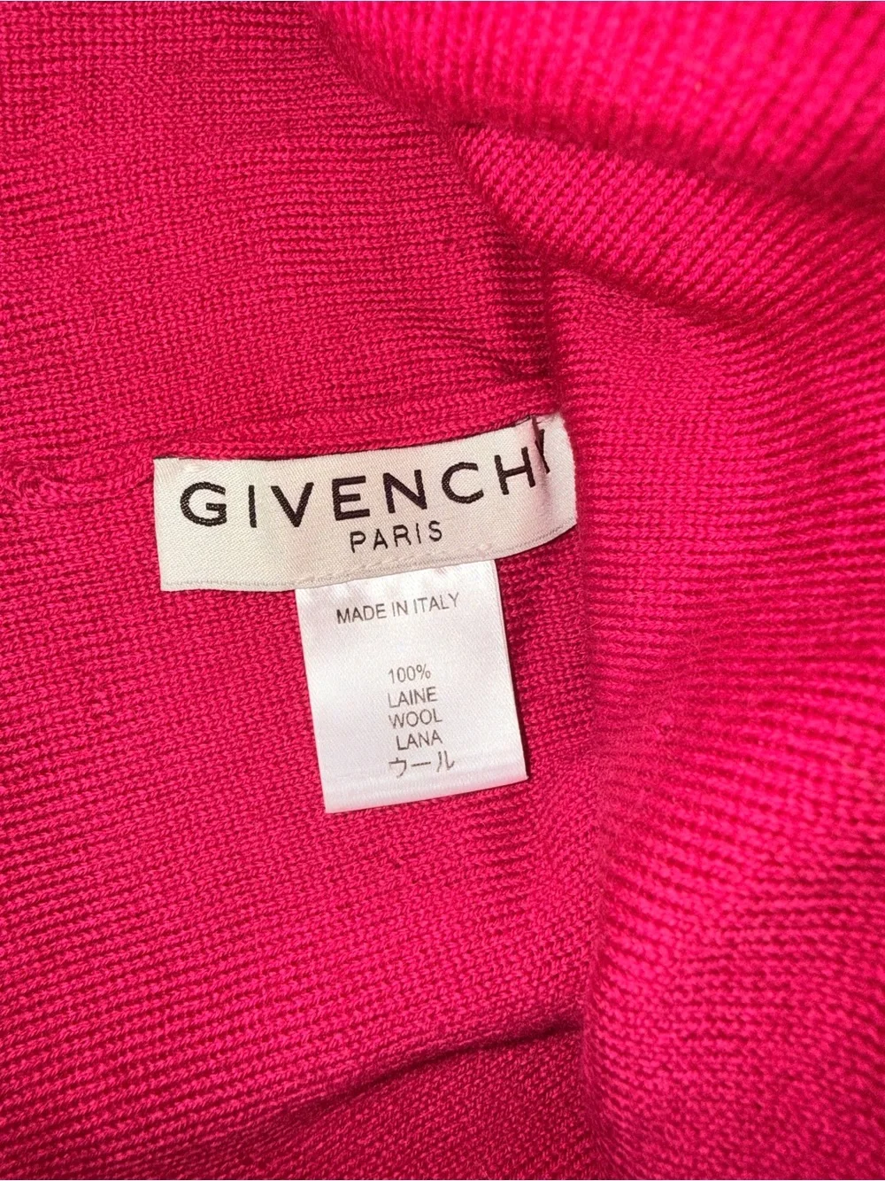 Givenchy bold logo